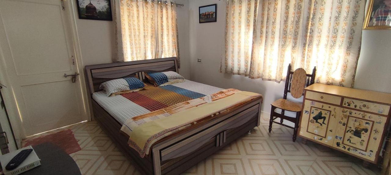 "Go Desert" Homestay Bhuj Exterior photo
