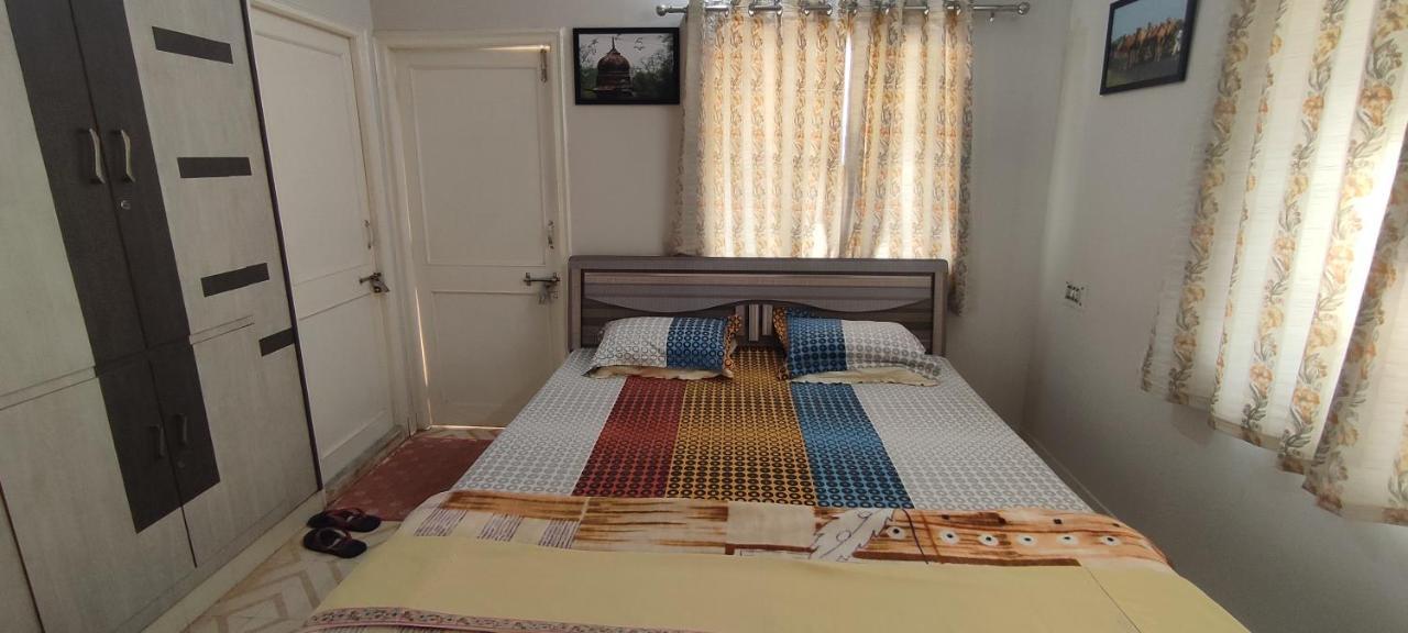 "Go Desert" Homestay Bhuj Exterior photo