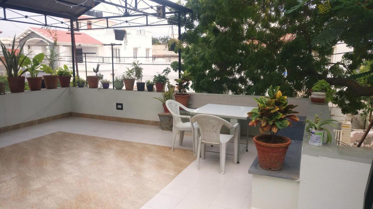 "Go Desert" Homestay Bhuj Exterior photo