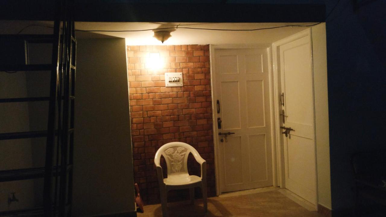 "Go Desert" Homestay Bhuj Exterior photo